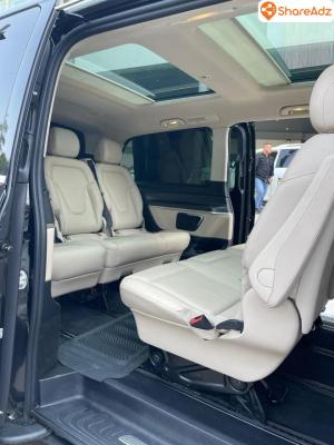 إيجار مرسيدس فيانو 7 راكب للسفر العائلي